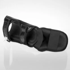 Fighter Shinguards Thai Ergo - Black/gray, FSG-004BG -Boxing Shop 051fd6b7d9b237f6c53d8de349fde239