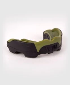 Venum Predator Mouthguard - Khaki, VENUM-0621-200 -Boxing Shop 2 69580bd4 743f 457f b8d1 b0196d39f8d1