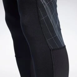 Reebok Compression Printed Tights, FS8583 -Boxing Shop 5 59a1cf1a 3474 43fd b327 0b4e7c8105d3
