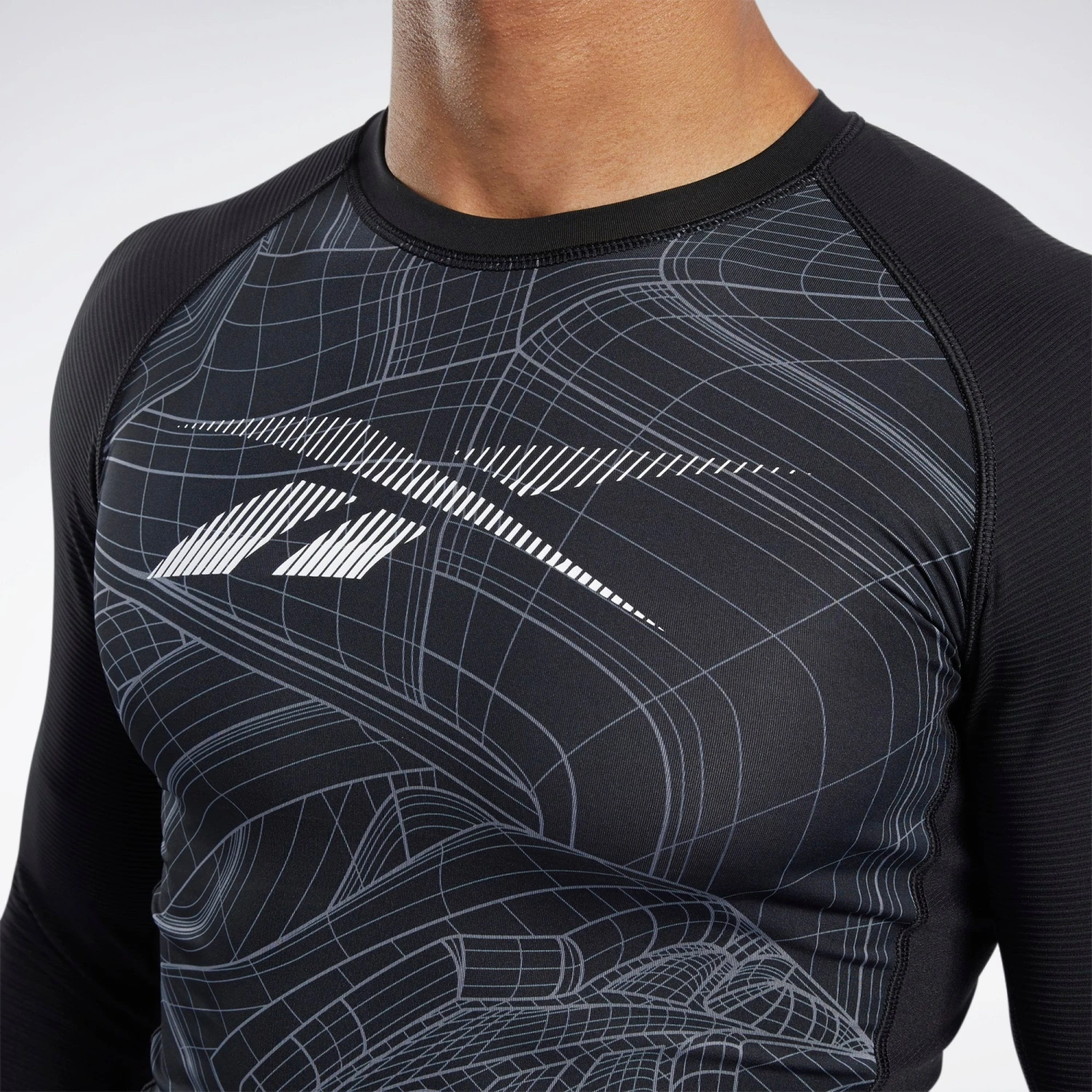Reebok Compression Long Sleeve Tee, FS8581 6 Reebok Compression Long Sleeve Tee, FS8581 - Image 4