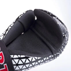 Pointfighter TOP TEN Glossy - White/black, 2067-19T -Boxing Shop 9b60340f759898950ce1fd2ce33edaa3