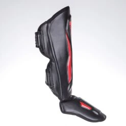 Fighter Shinguards Thai Ergo - Black/red, FSG-004BR -Boxing Shop c7b5fdf928b90c25c4ebbcc9a006ccfc