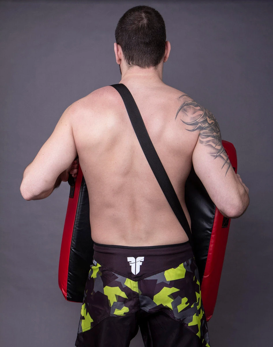 Fighter Kicking/Punching Shield - Black/red, FKPS-01 4 Fighter Kicking/Punching Shield - Black/red, FKPS-01 - Image 2